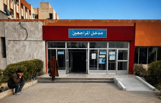 “عم بنموت” من السرطان عندما يدُفع المرضى في سوريا إلى السوق السوداء للأدوية! 